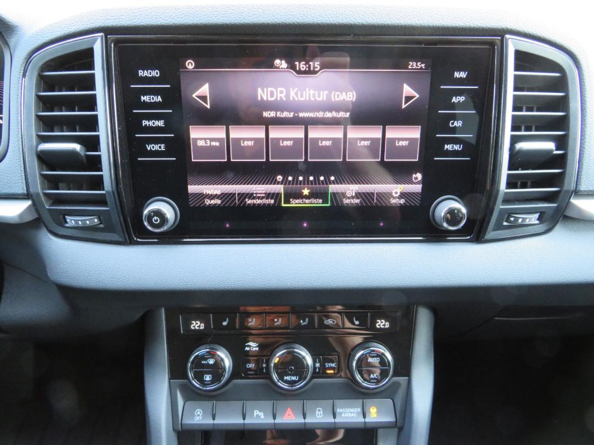 Skoda Karoq Selection
