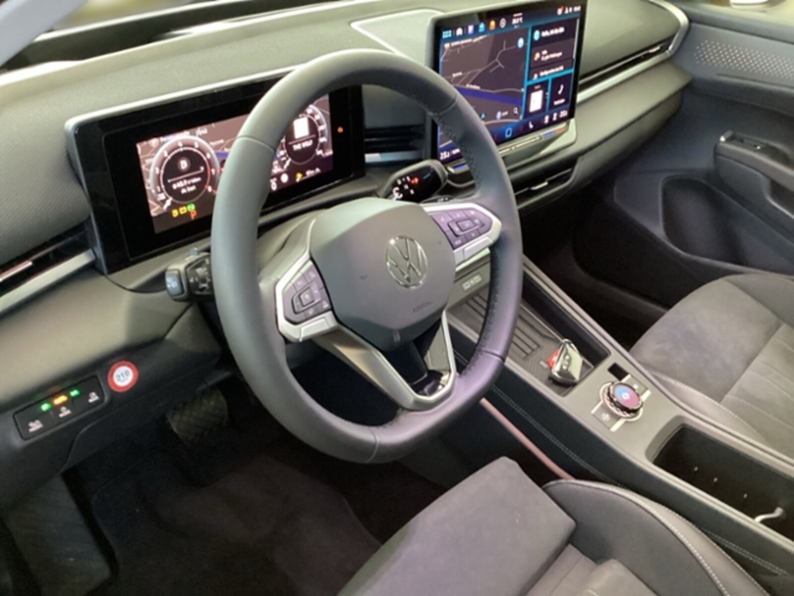 Volkswagen T-Roc – Bild 8