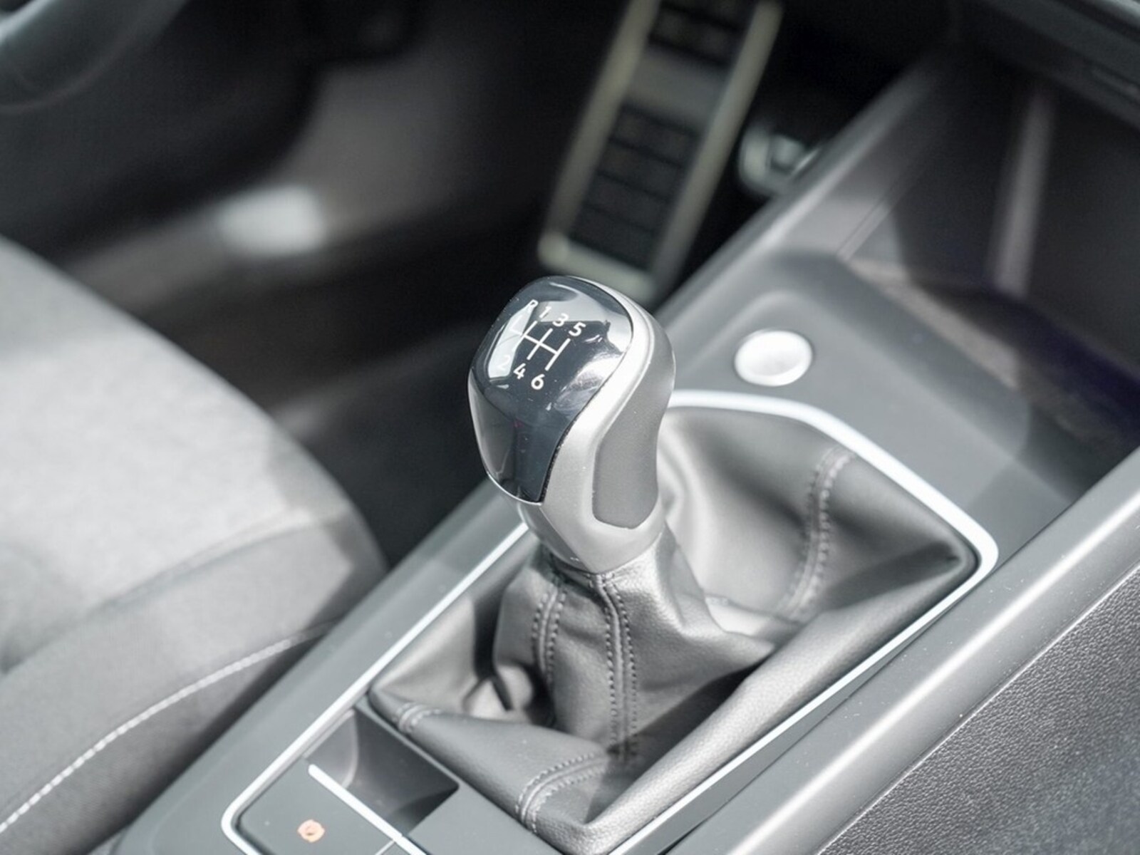 Volkswagen Golf – Bild 10