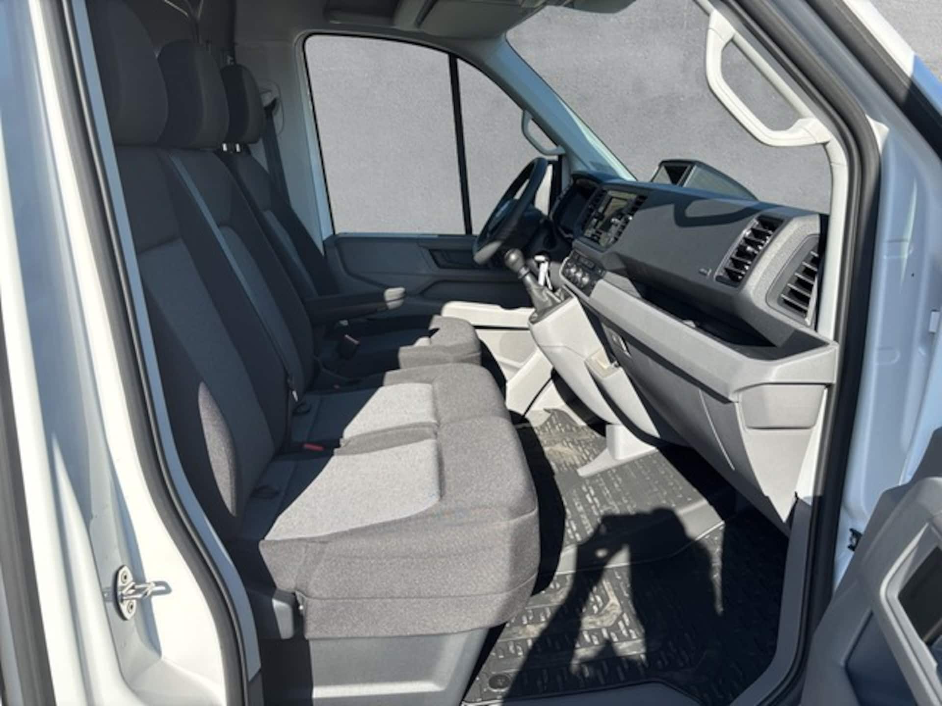 Volkswagen Crafter Kasten langer Radstand