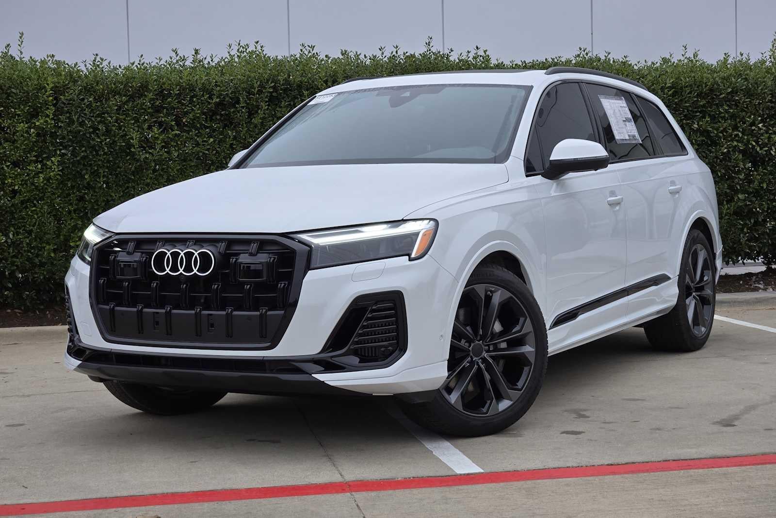 2026 Audi Q7 55 Premium Plus quattro Tiptronic's photo
