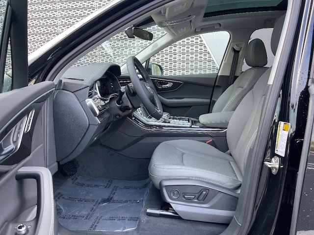 2026 Audi Q7 Premium Plus - Photo 18