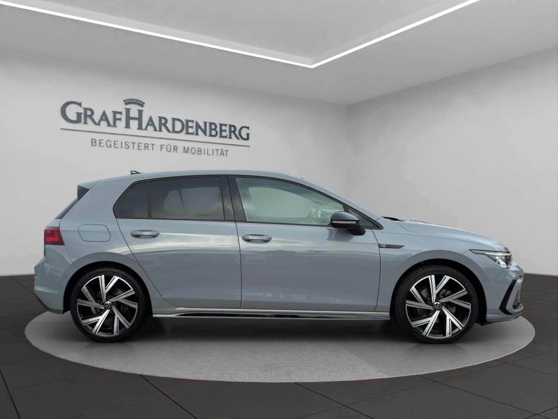 Volkswagen Golf R-Line