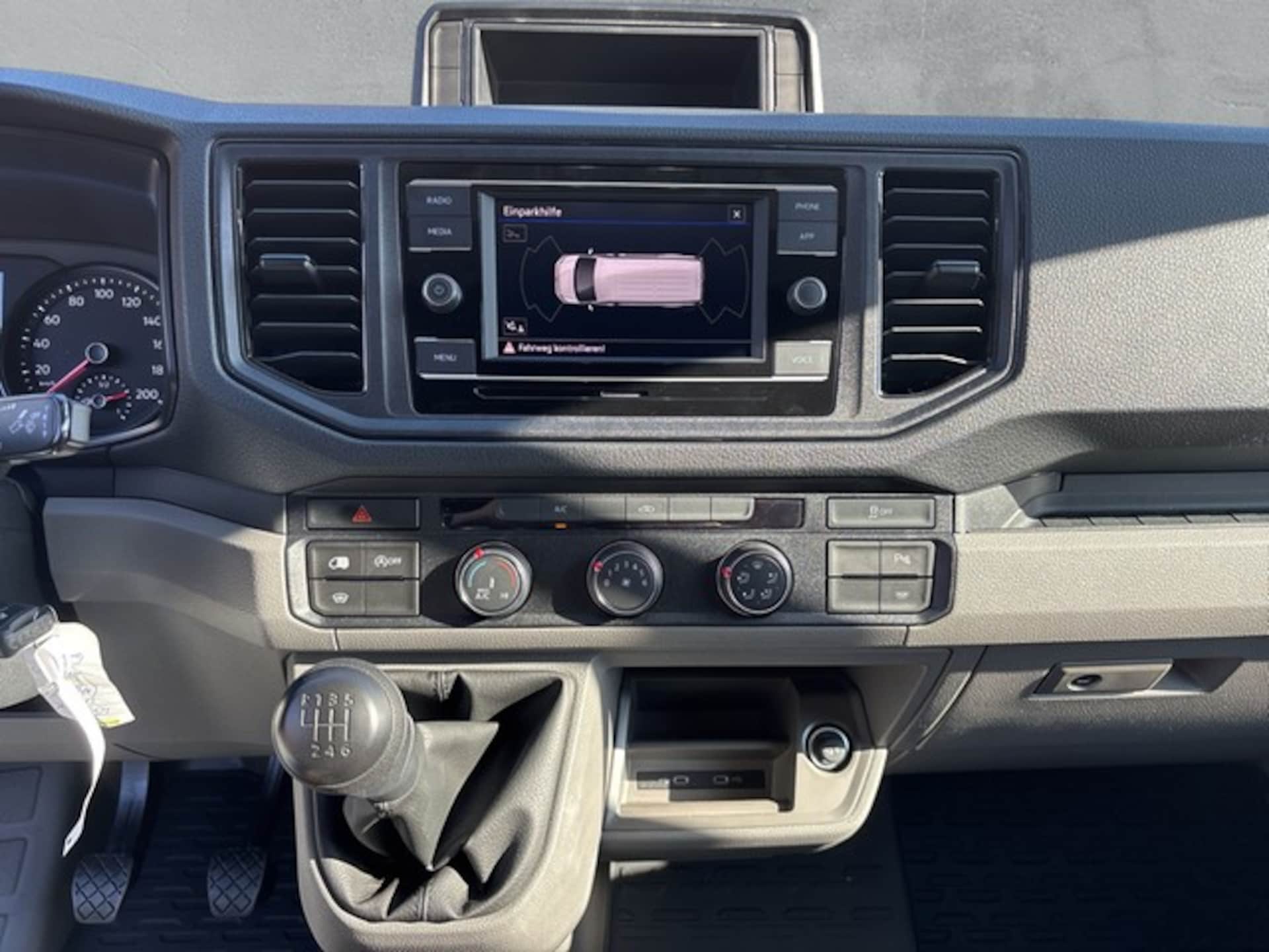Volkswagen Crafter Kasten langer Radstand