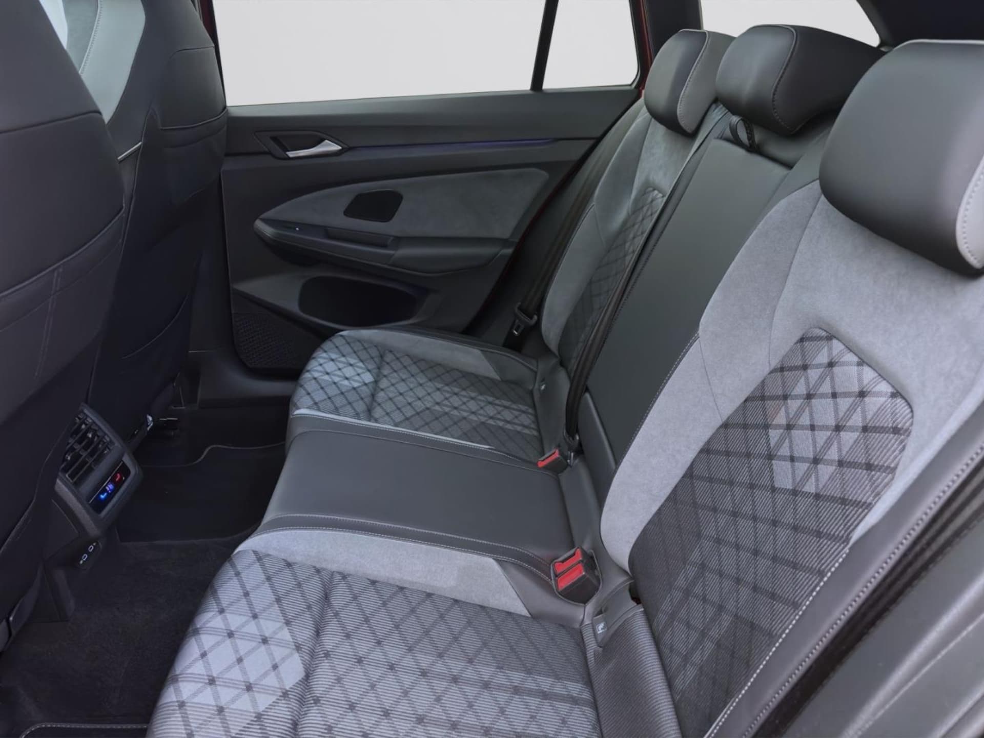 Volkswagen Golf Variant R-Line