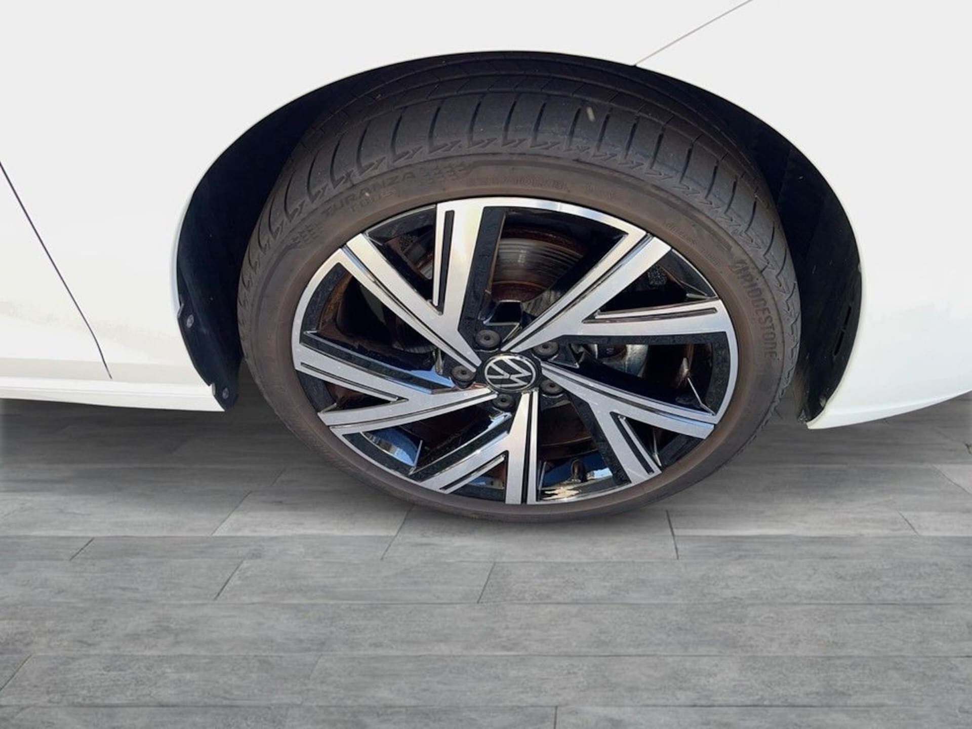 Volkswagen Golf Style