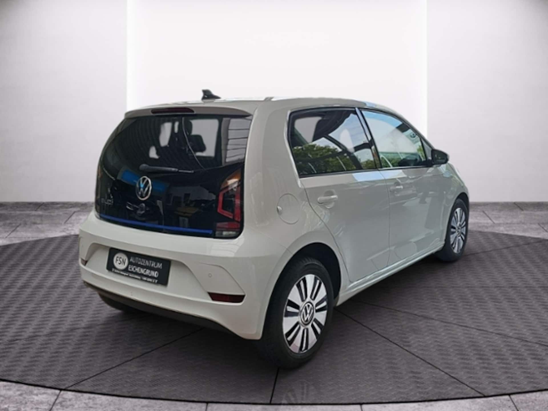 Volkswagen e-up! Style "Plus"