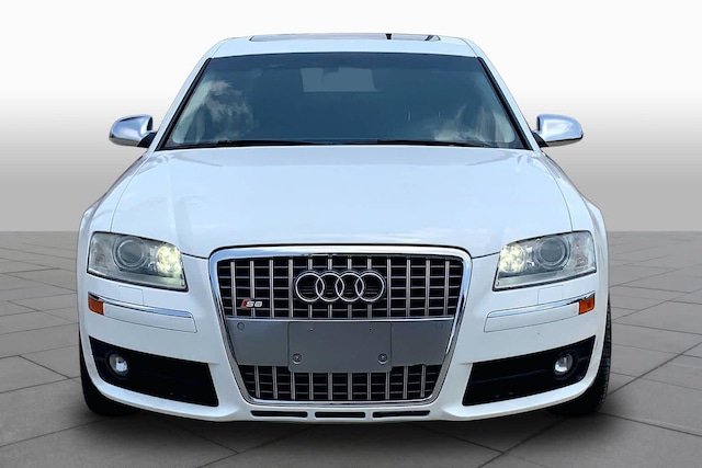 2007 Audi S8