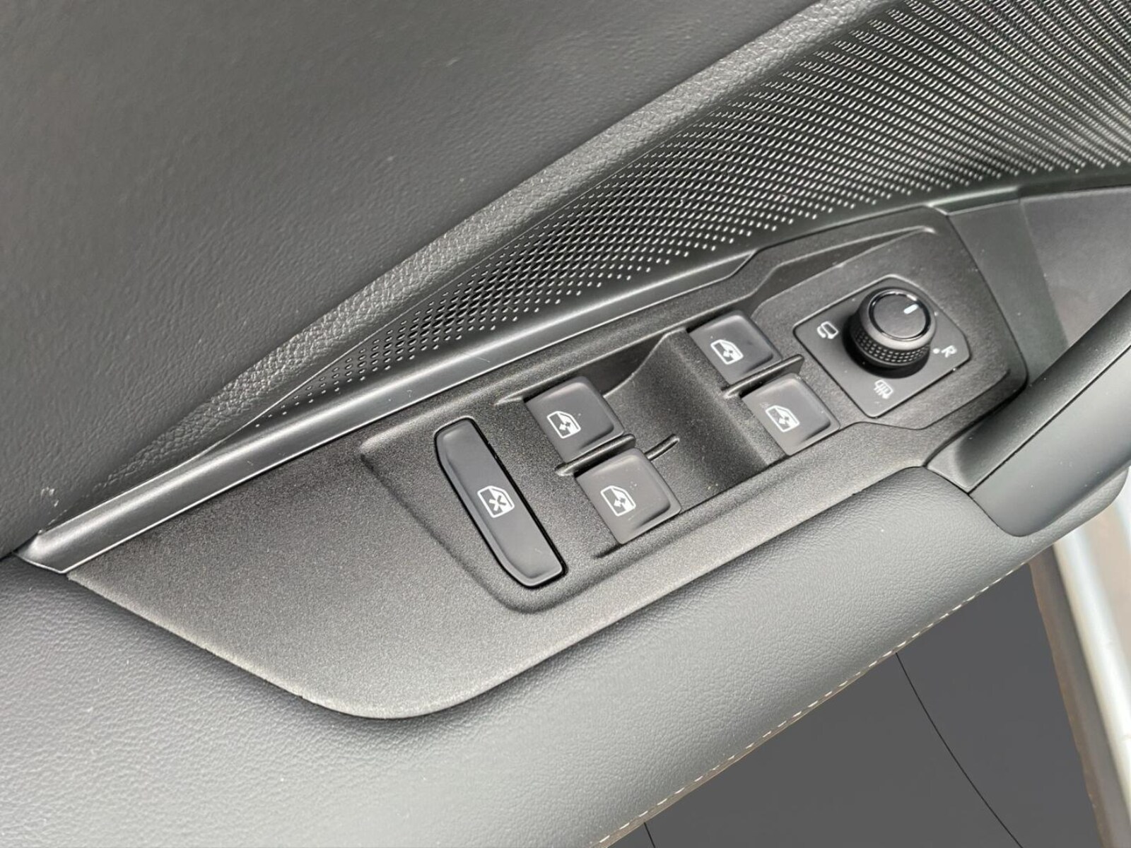 Volkswagen Tiguan – Bild 14