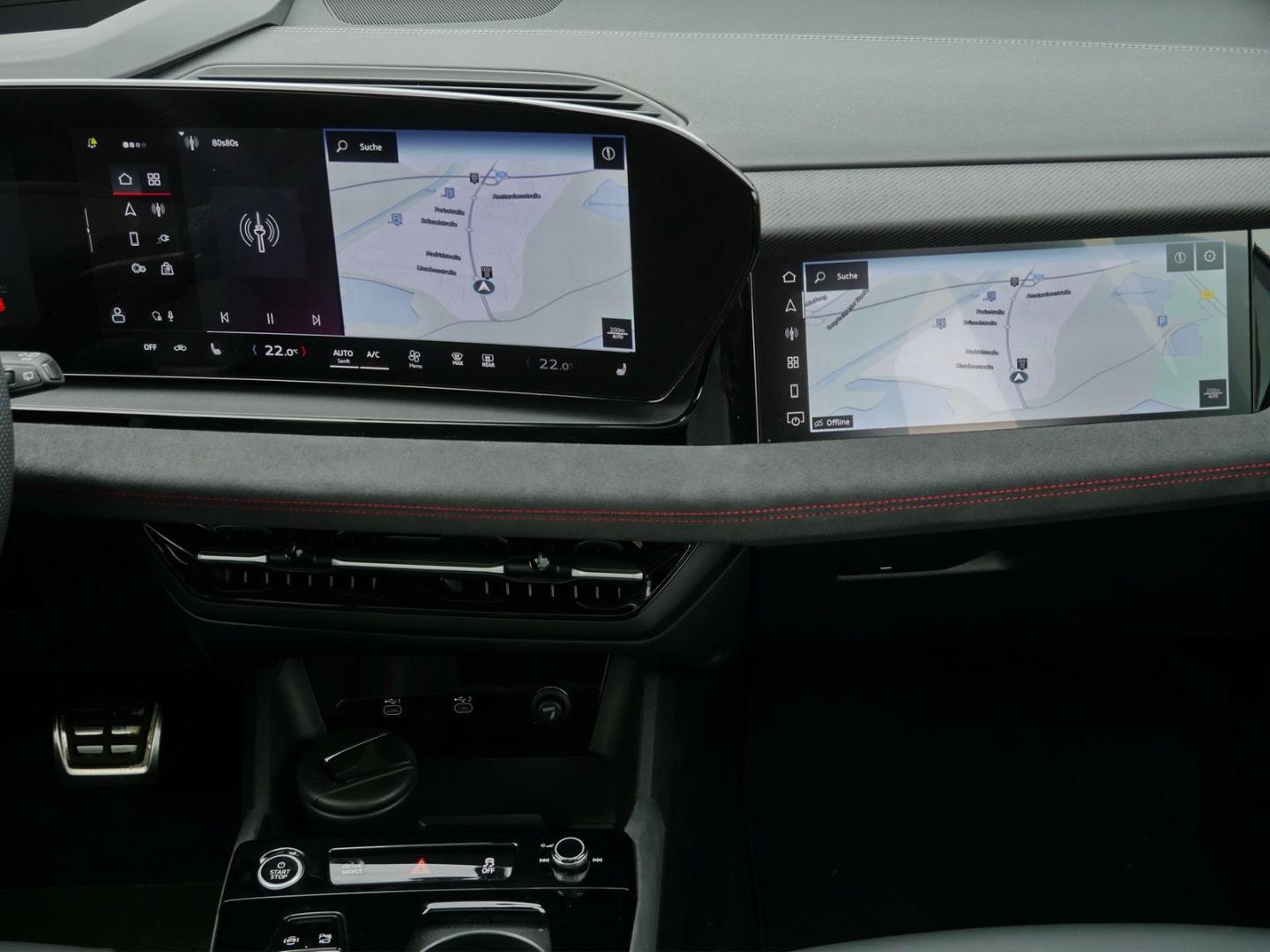 Image about Audi Q6 SUV e-tron 55 e-tron quattro 285 kW