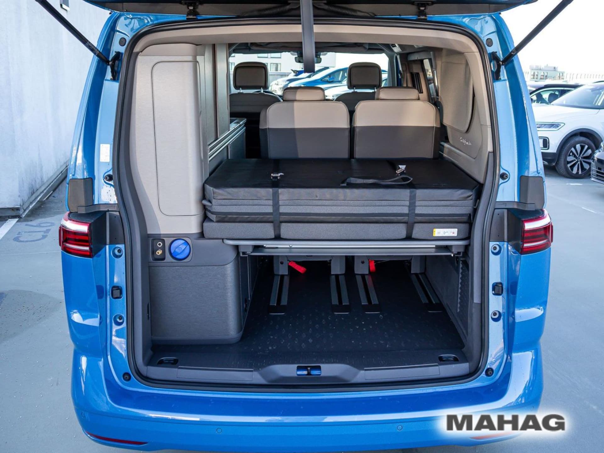 Volkswagen California Coast