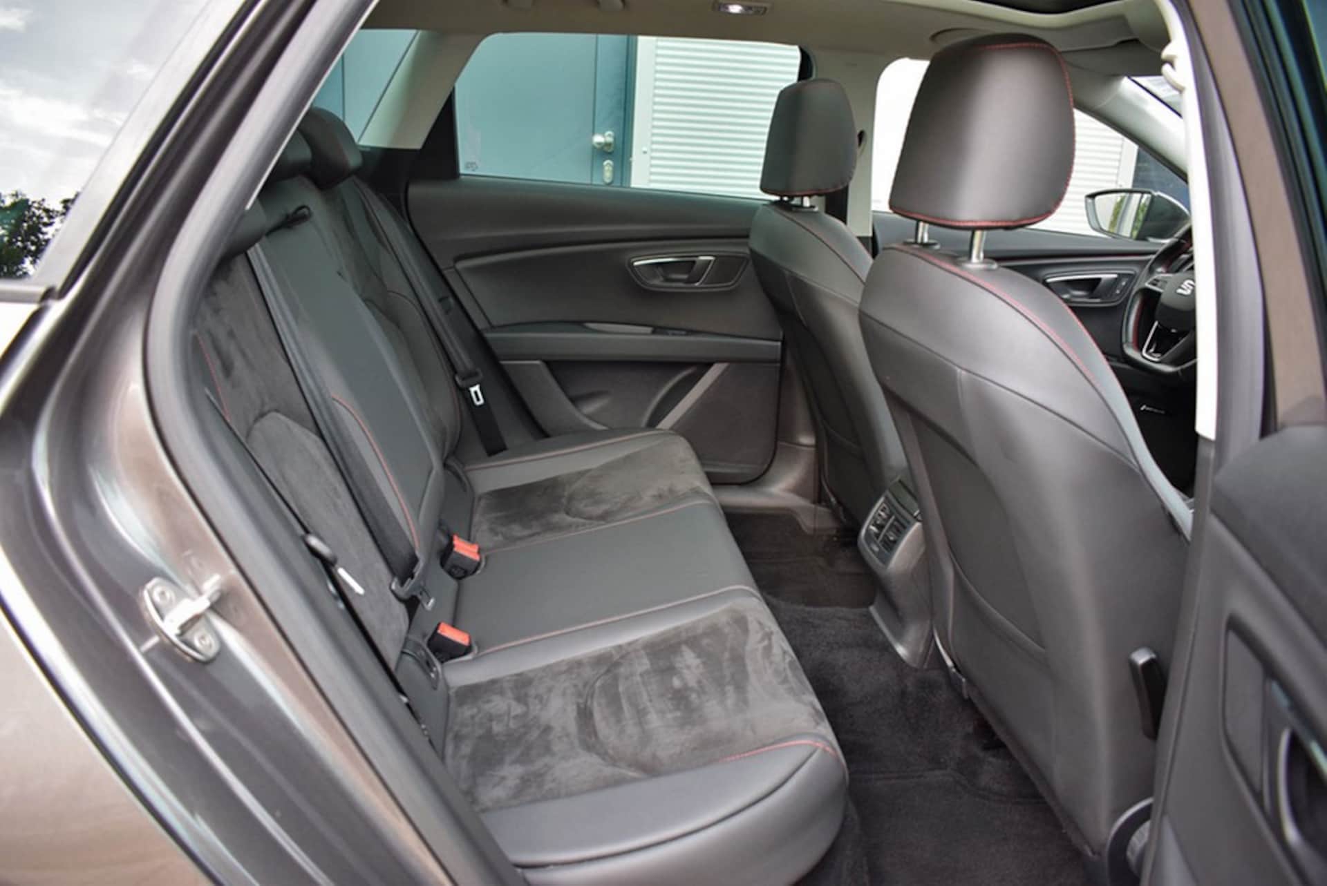 SEAT Leon Sportstourer FR