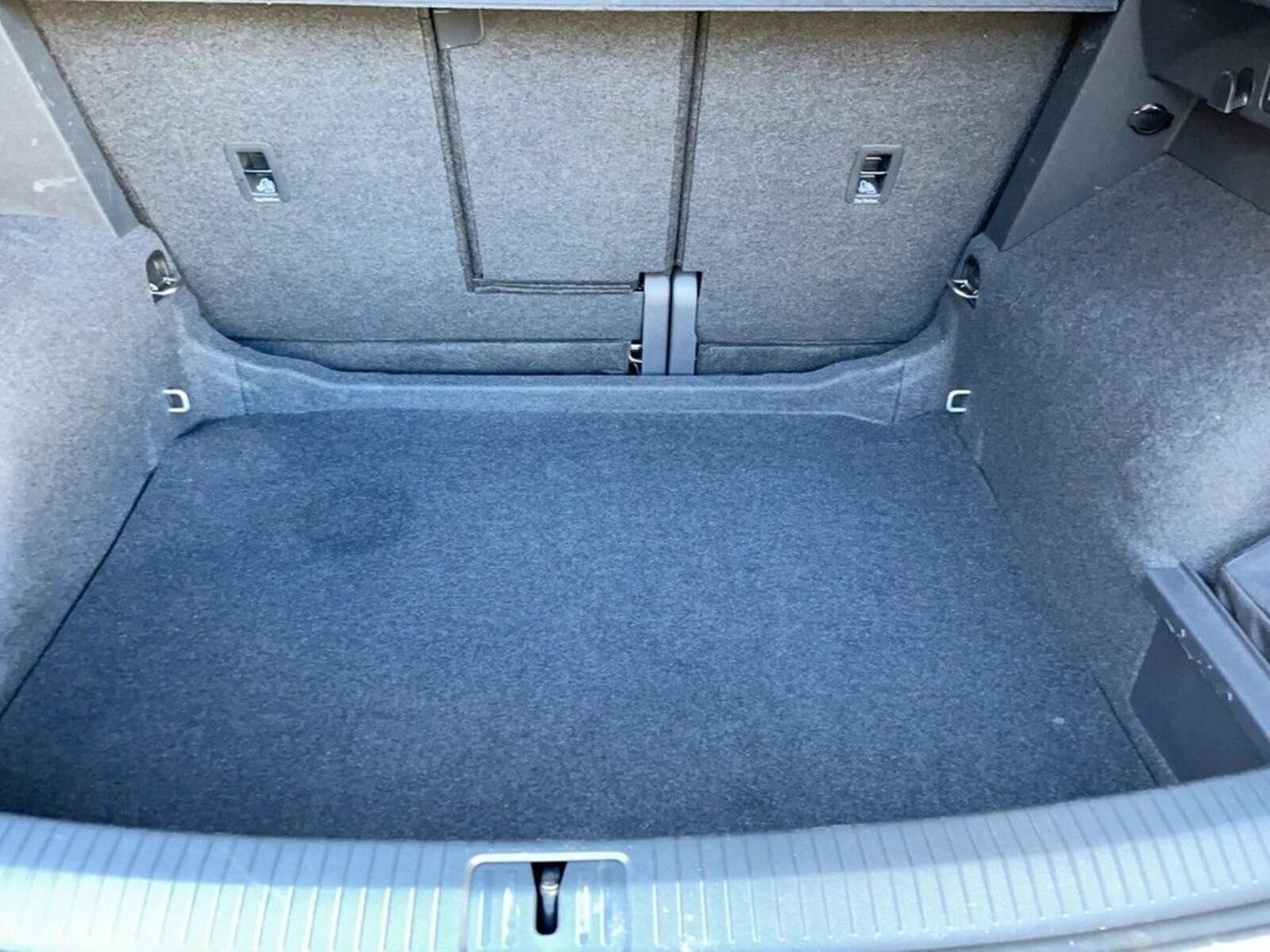 Volkswagen Tiguan – Bild 12