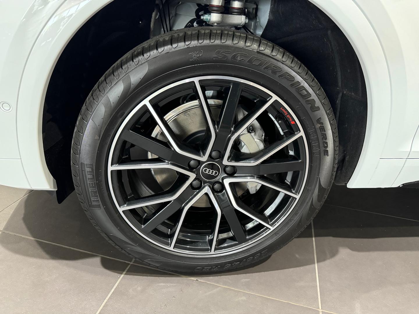 Image about Audi Q5 Sportback 40 TDI quattro S line 150 kW S tronic