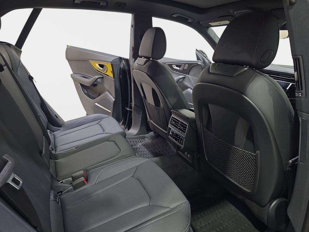 2026 Audi Q8 Premium Plus - Photo 11