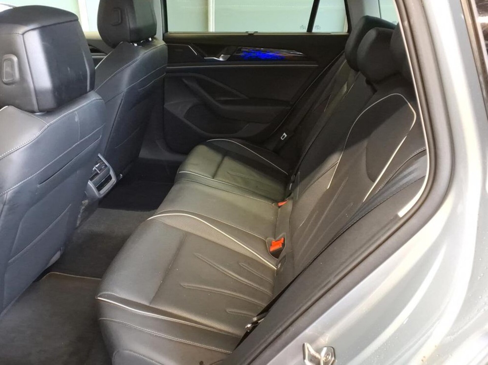 Volkswagen Passat Elegance