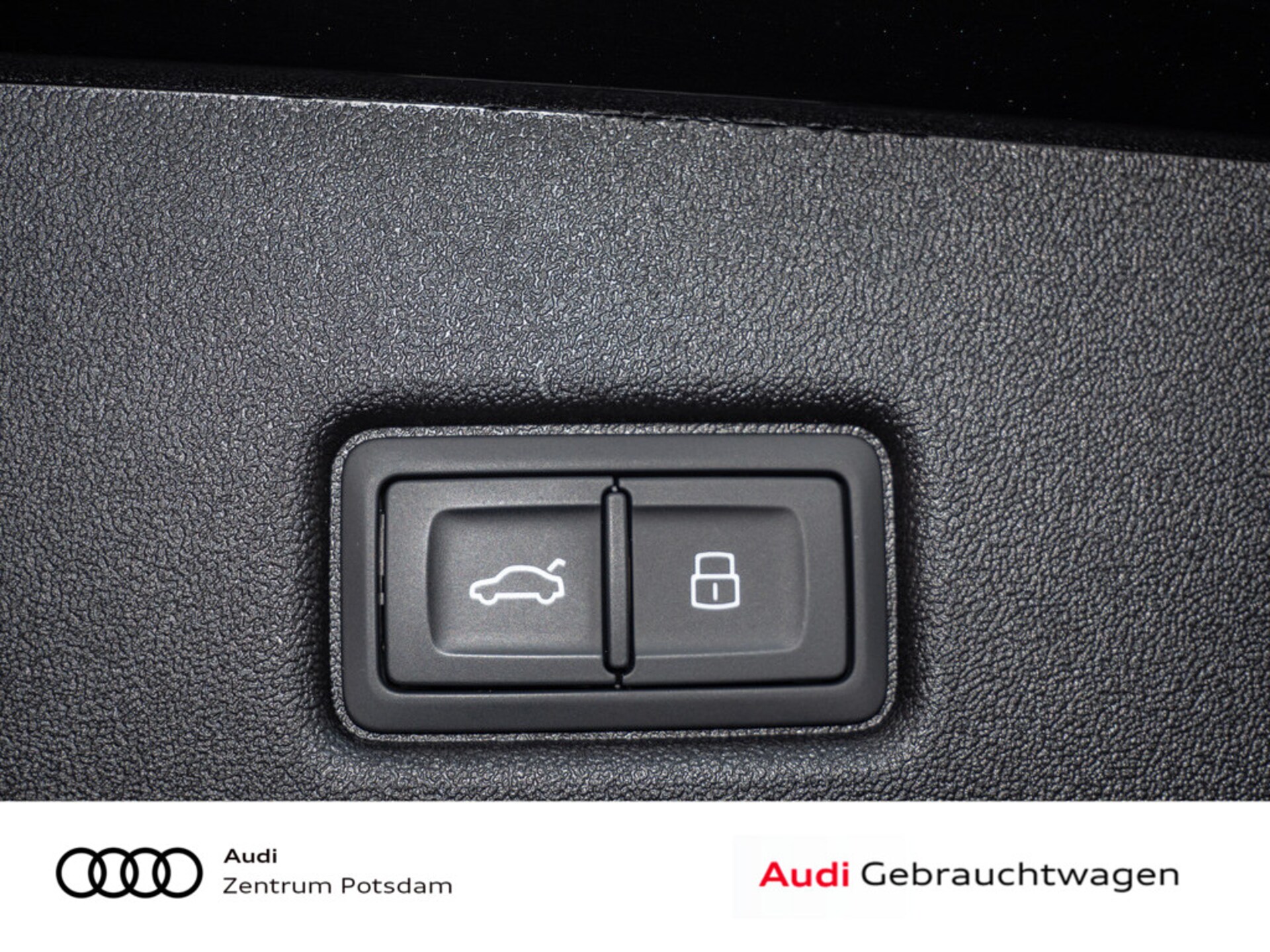 Audi Q5 Sportback edition one