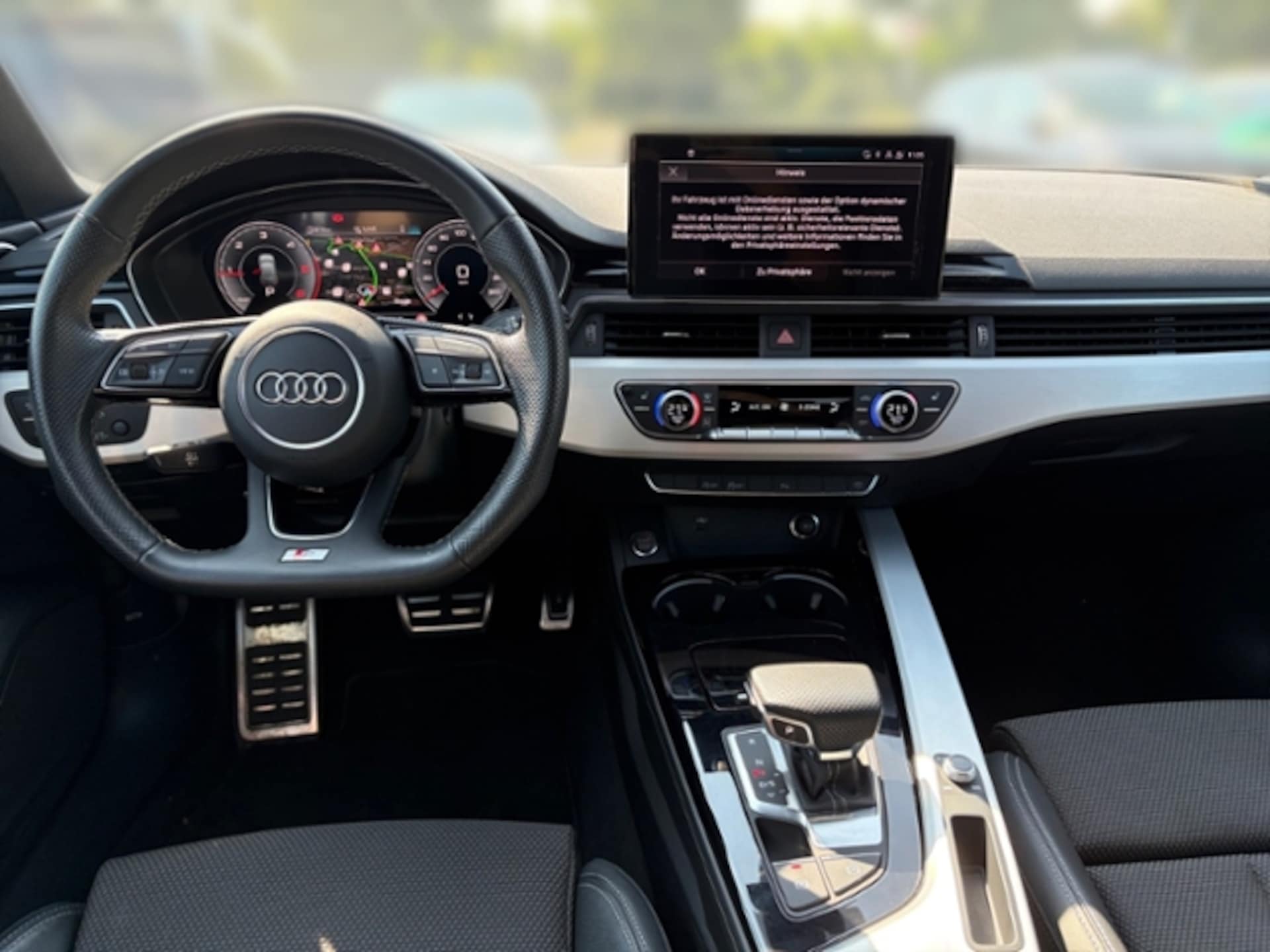Audi A4 Avant S line