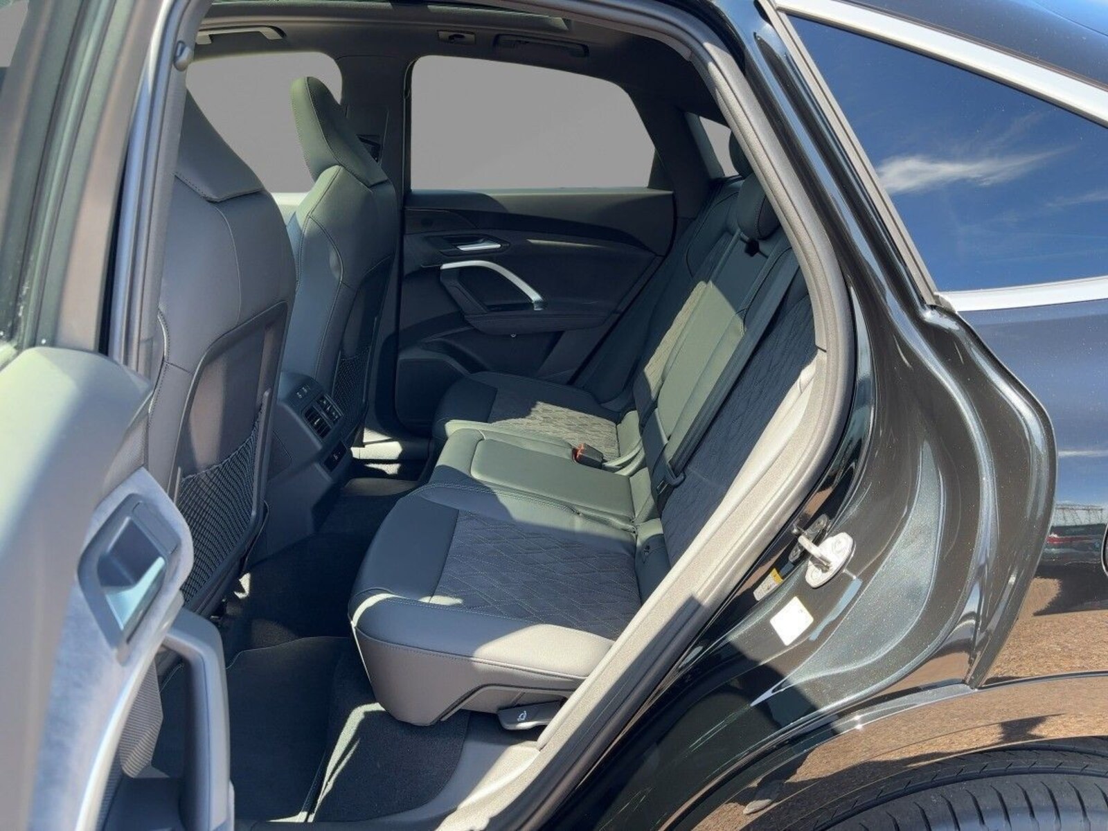 Audi Q5 Sportback – Bild 11