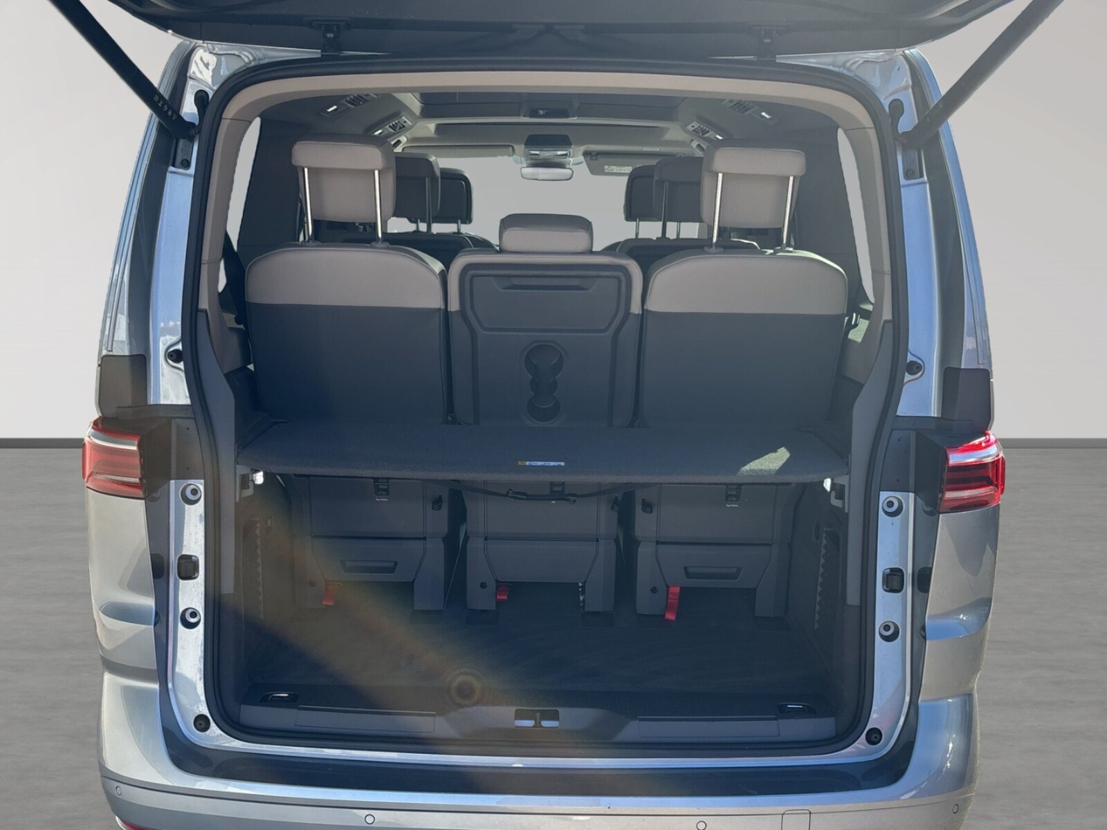 Volkswagen Multivan Langversion – Bild 9