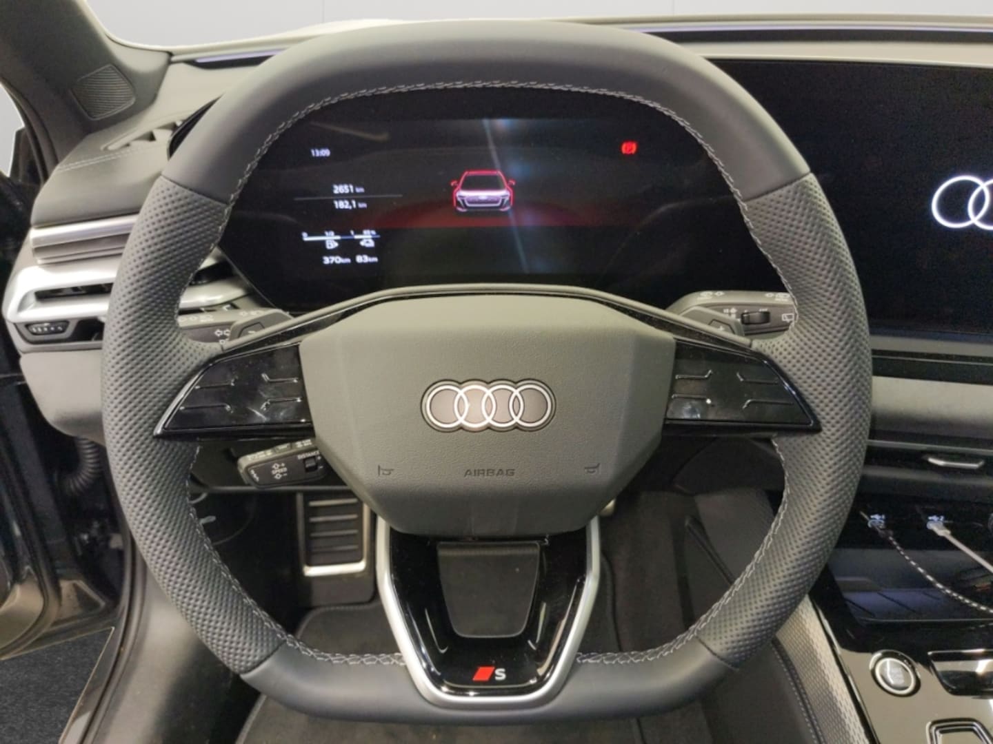 Bild über Audi A5 Avant e-hybrid e-hybrid quattro 270 kW S tronic - für weitere Informationen kontaktieren Sie den Audi Partner