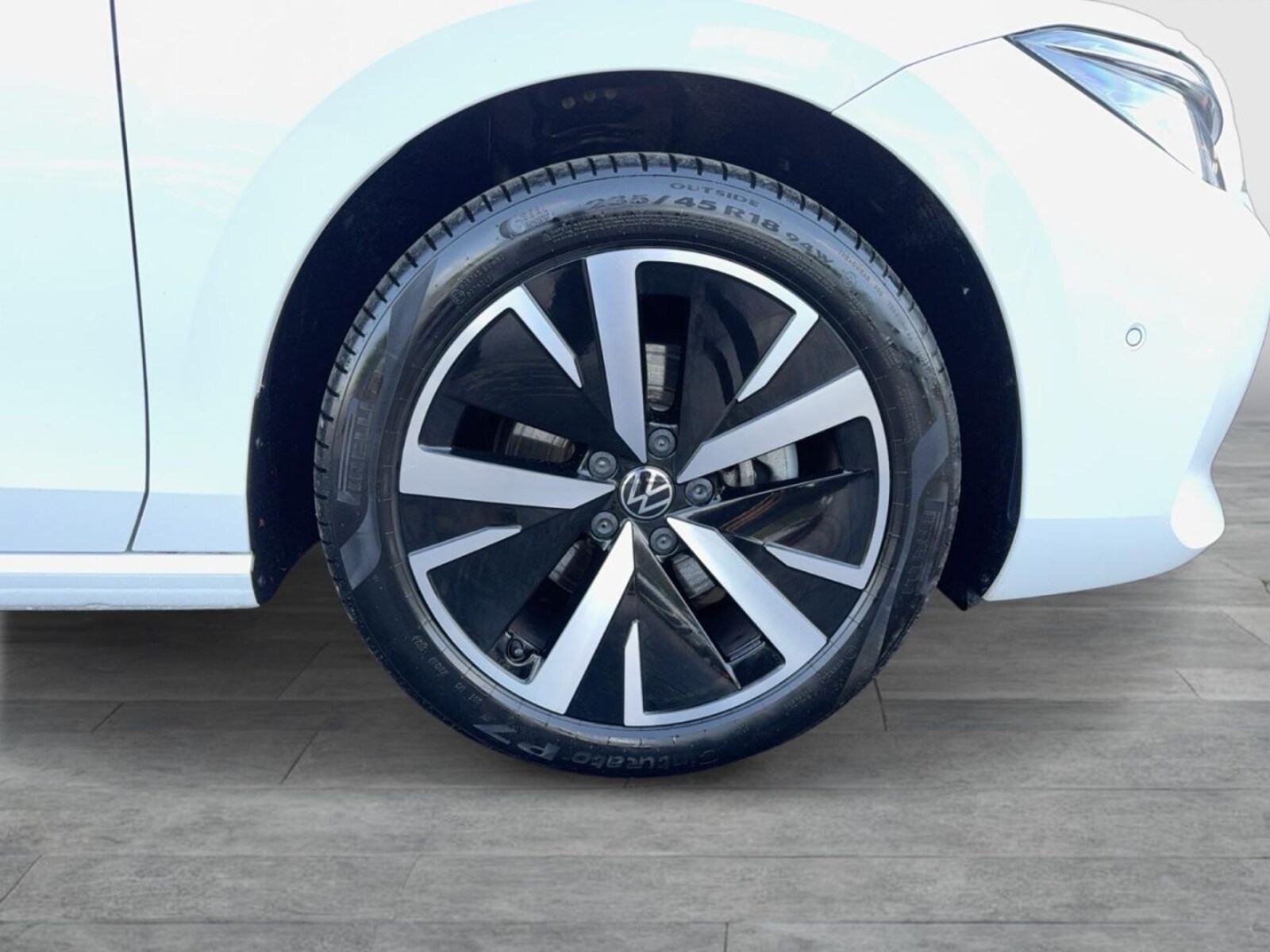 Volkswagen Passat – Bild 8