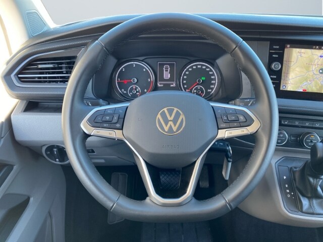 Volkswagen T6.1 Caravelle larger