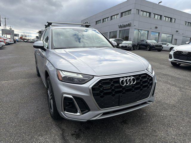 2024 Audi Q5 55 e Premium Plus's photo