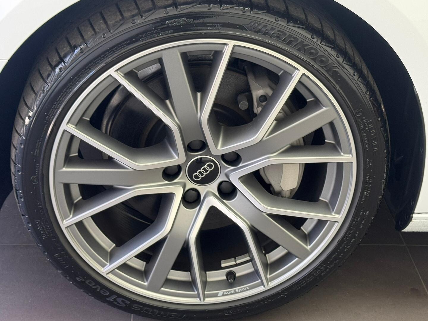 Image about Audi A4 Avant S line 45 TFSI quattro S tronic