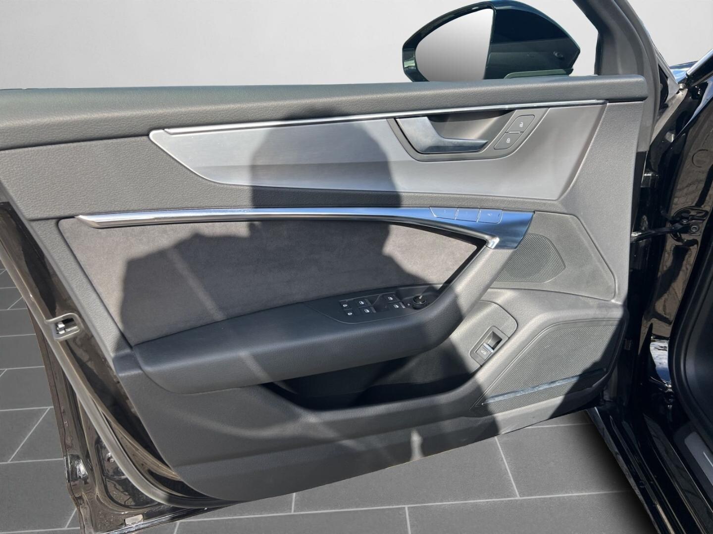 Bild über Audi S6 TDI quattro tiptronic - für weitere Informationen kontaktieren Sie den Audi Partner