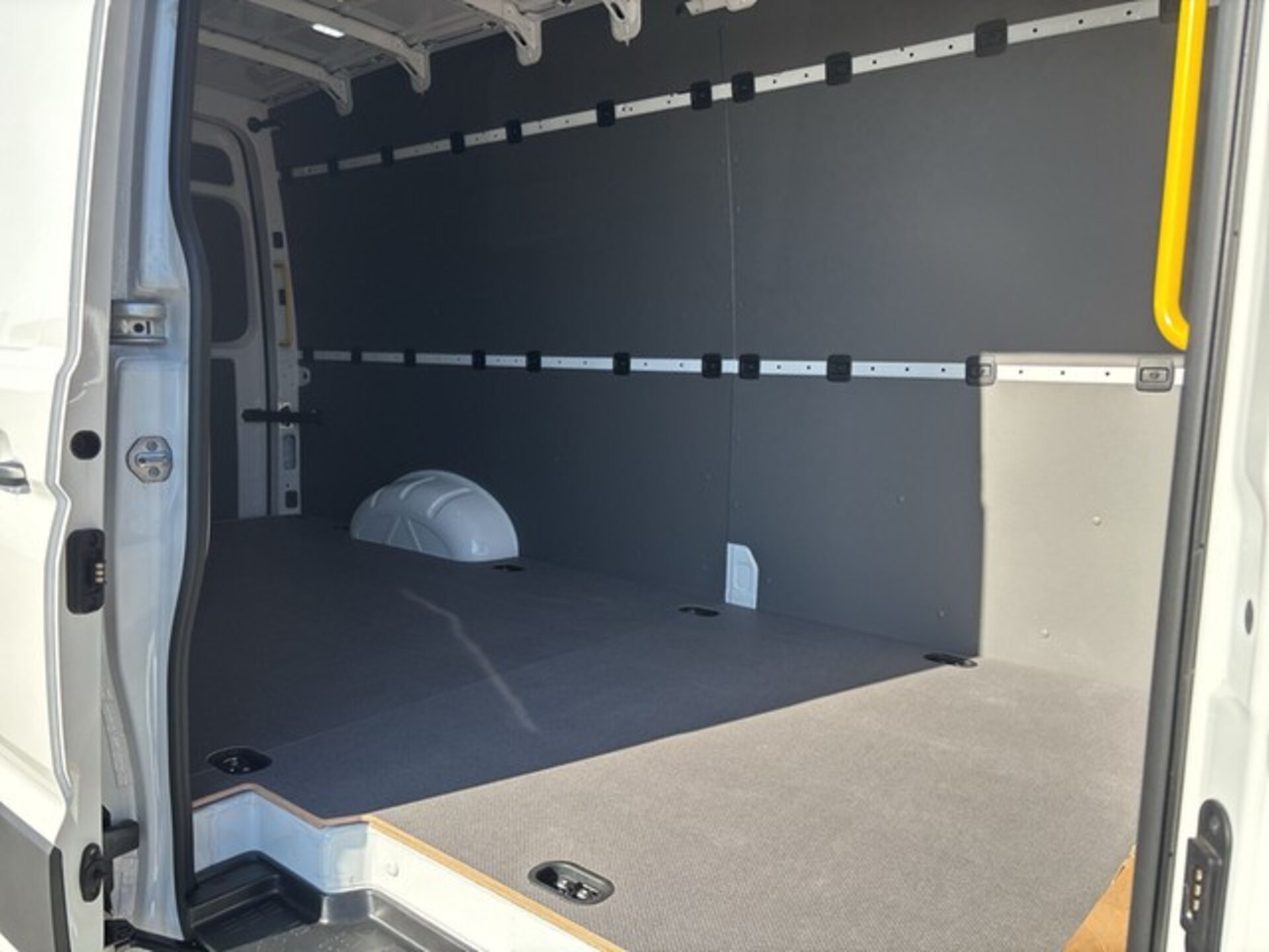 Volkswagen Crafter Kasten langer Radstand