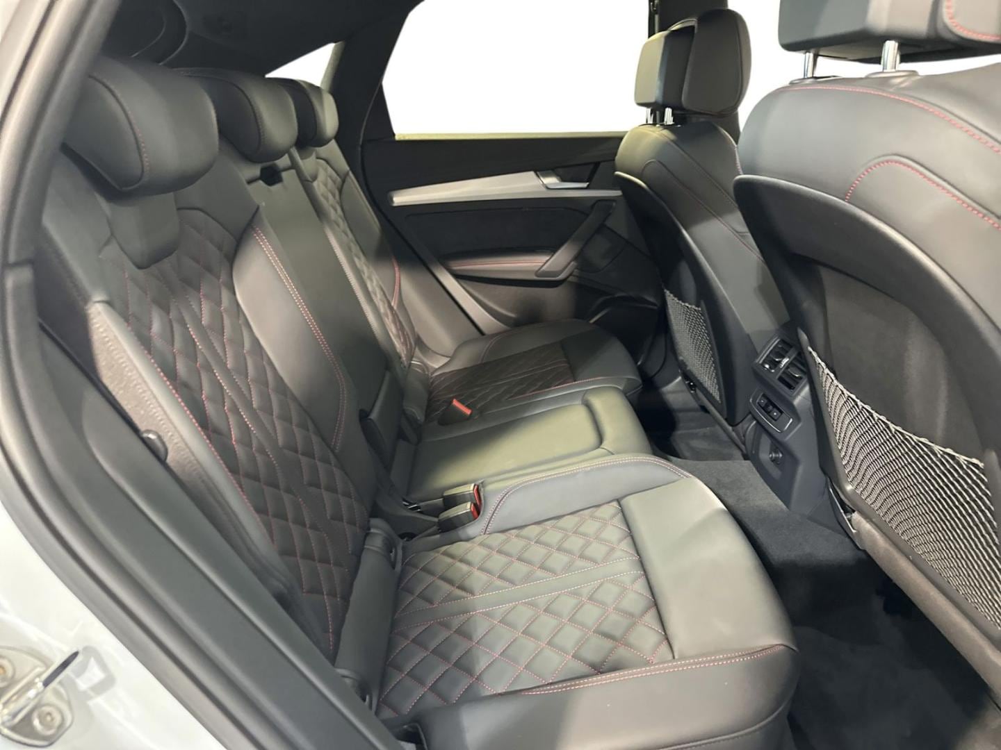 Bild über Audi Q5 Sportback TFSI e S line business 55 TFSI e quattro S tronic - für weitere Informationen kontaktieren Sie den Audi Partner