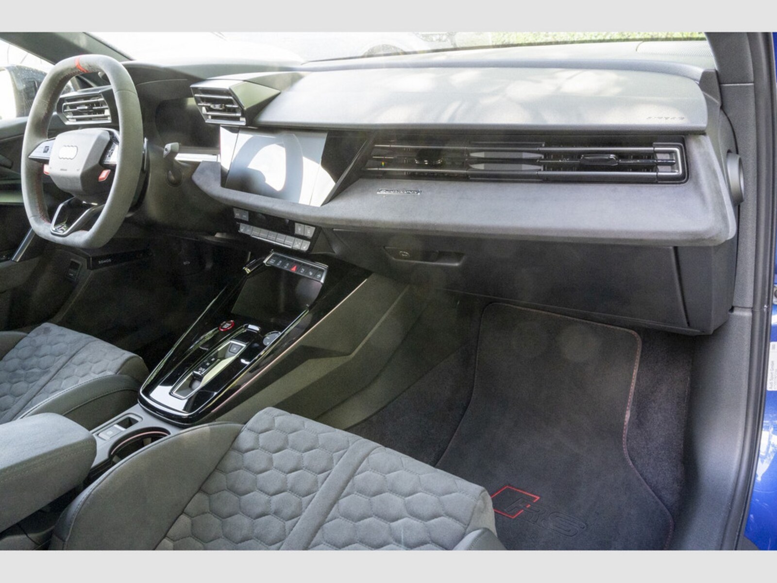 Audi RS 3 Limousine – Bild 8
