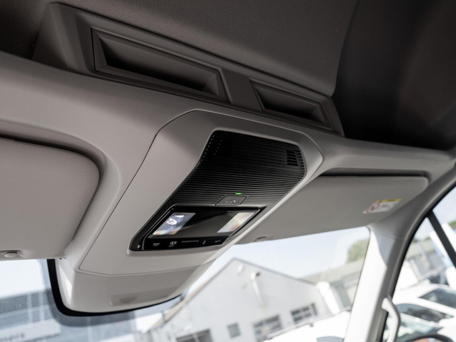 Volkswagen Crafter Kasten mittlerer Radstand – Bild 17