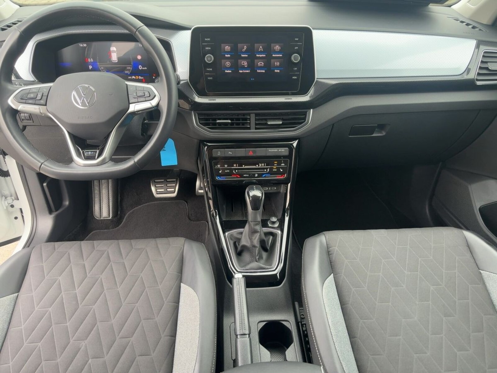 Volkswagen T-Cross – Bild 10