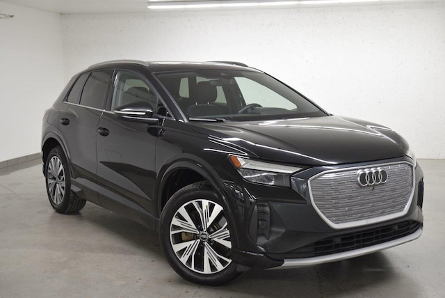 Image de {{modelName}} 2024 Audi Q4 e-tron 