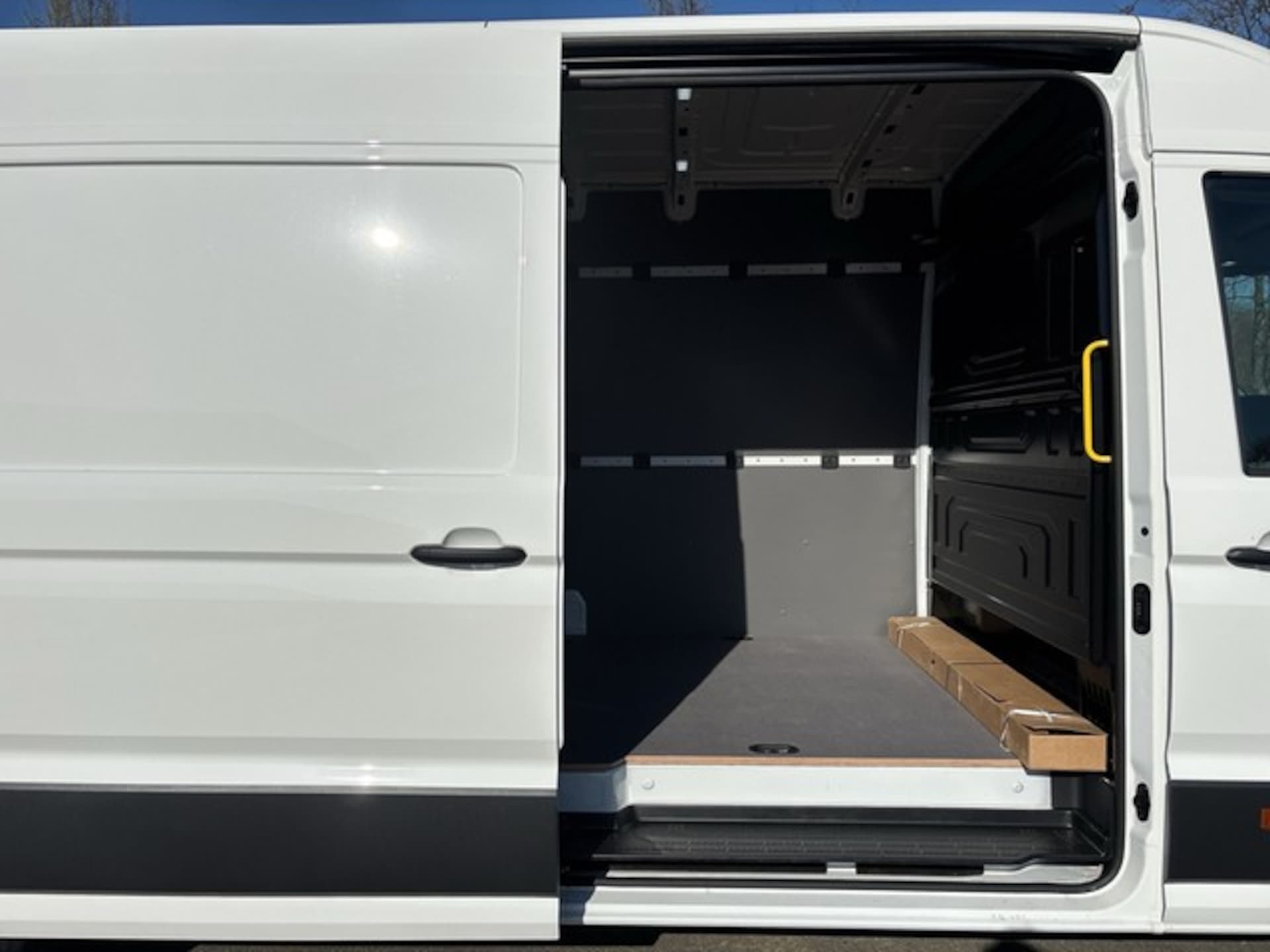 Volkswagen Crafter Kasten langer Radstand