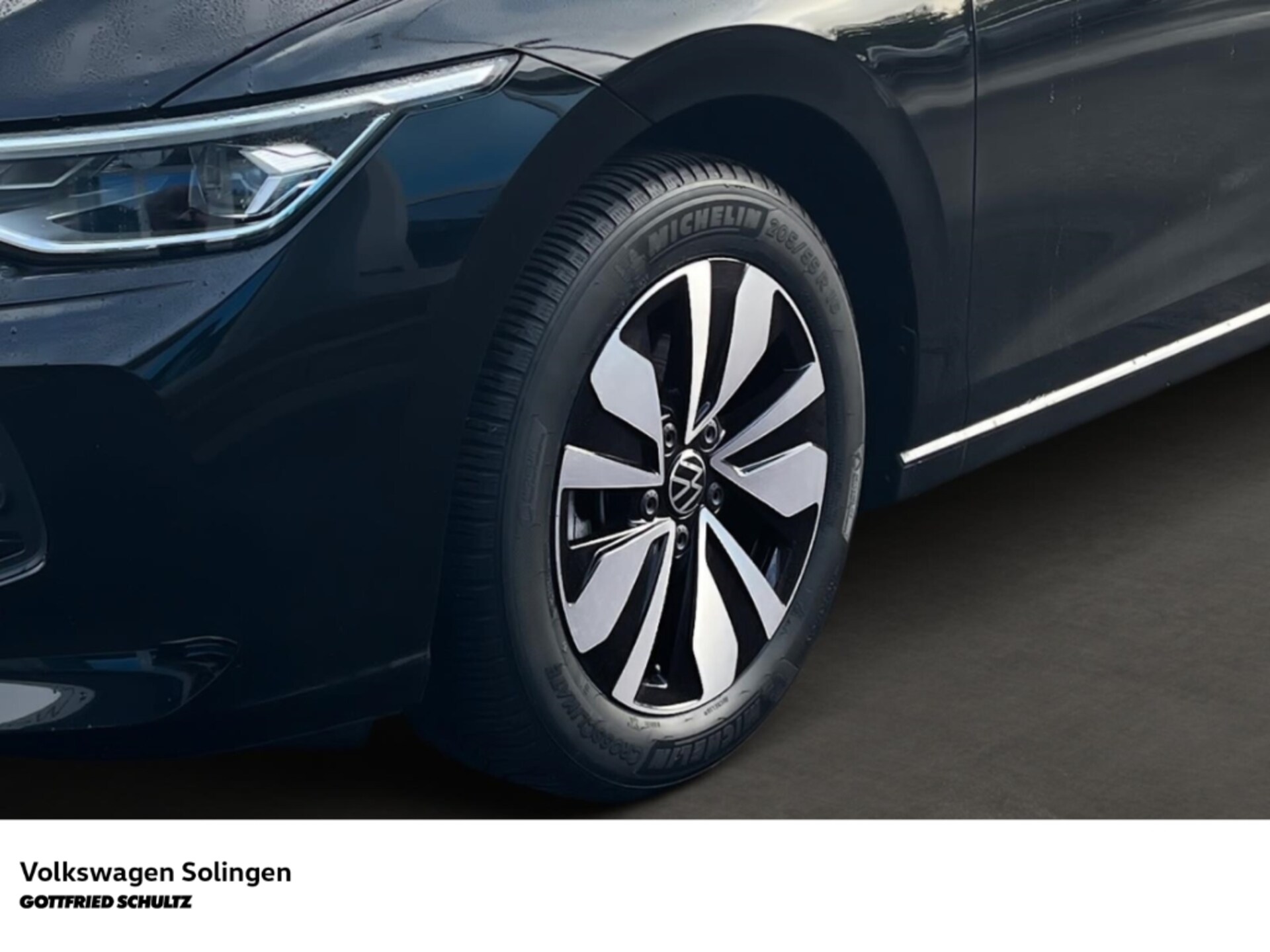 Volkswagen Golf Life