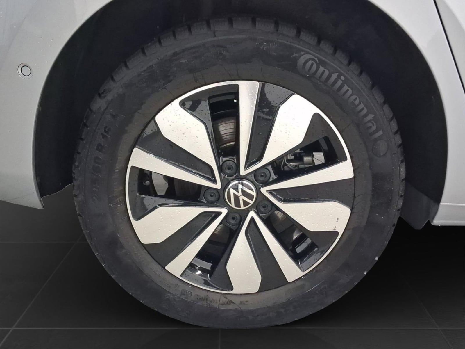 Volkswagen Touran – Bild 7