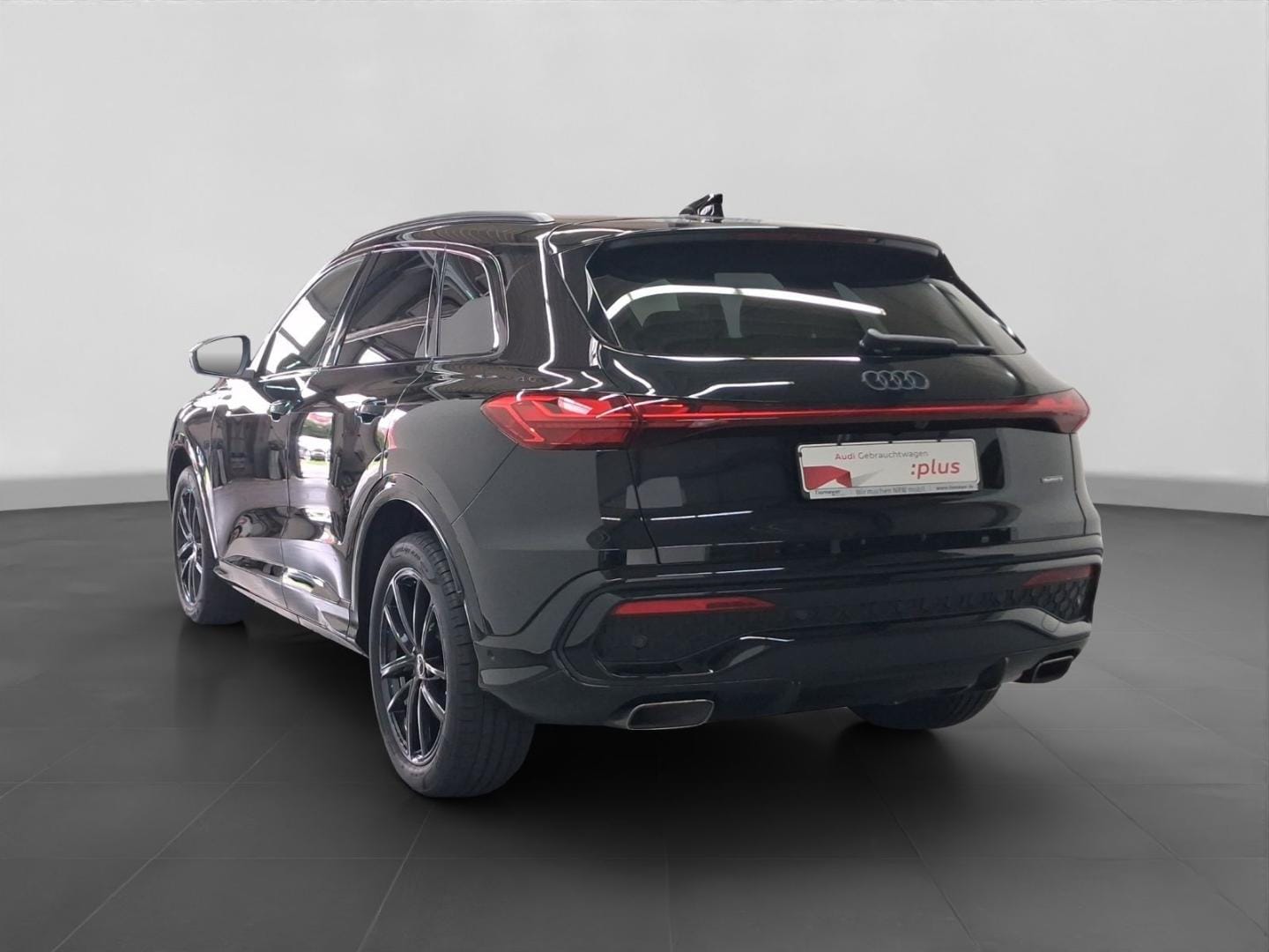 Bild über Audi Q5 SUV TFSI quattro 150 kW S tronic - für weitere Informationen kontaktieren Sie den Audi Partner