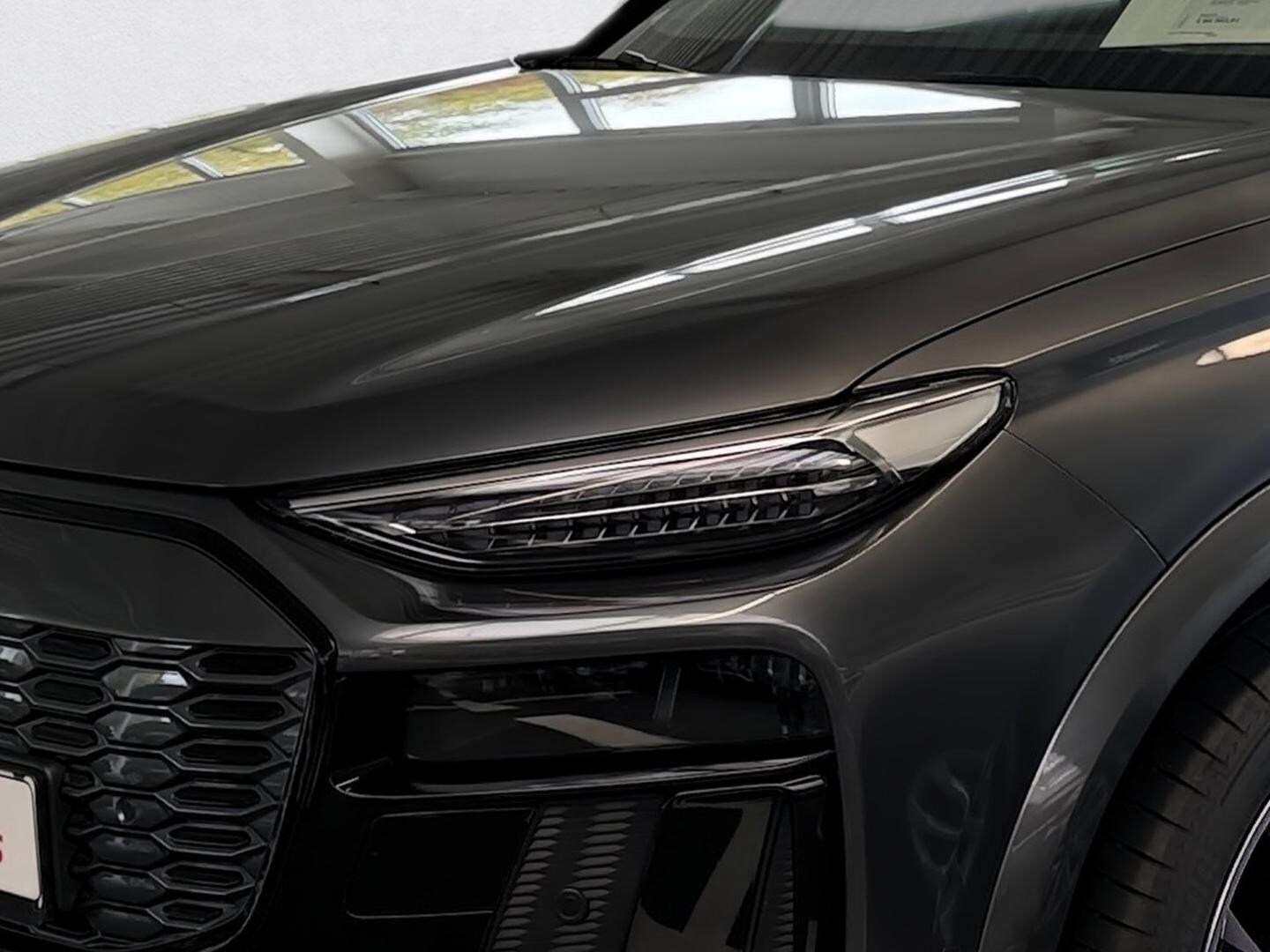 Bild über Audi Q6 SUV e-tron e-tron performance - für weitere Informationen kontaktieren Sie den Audi Partner