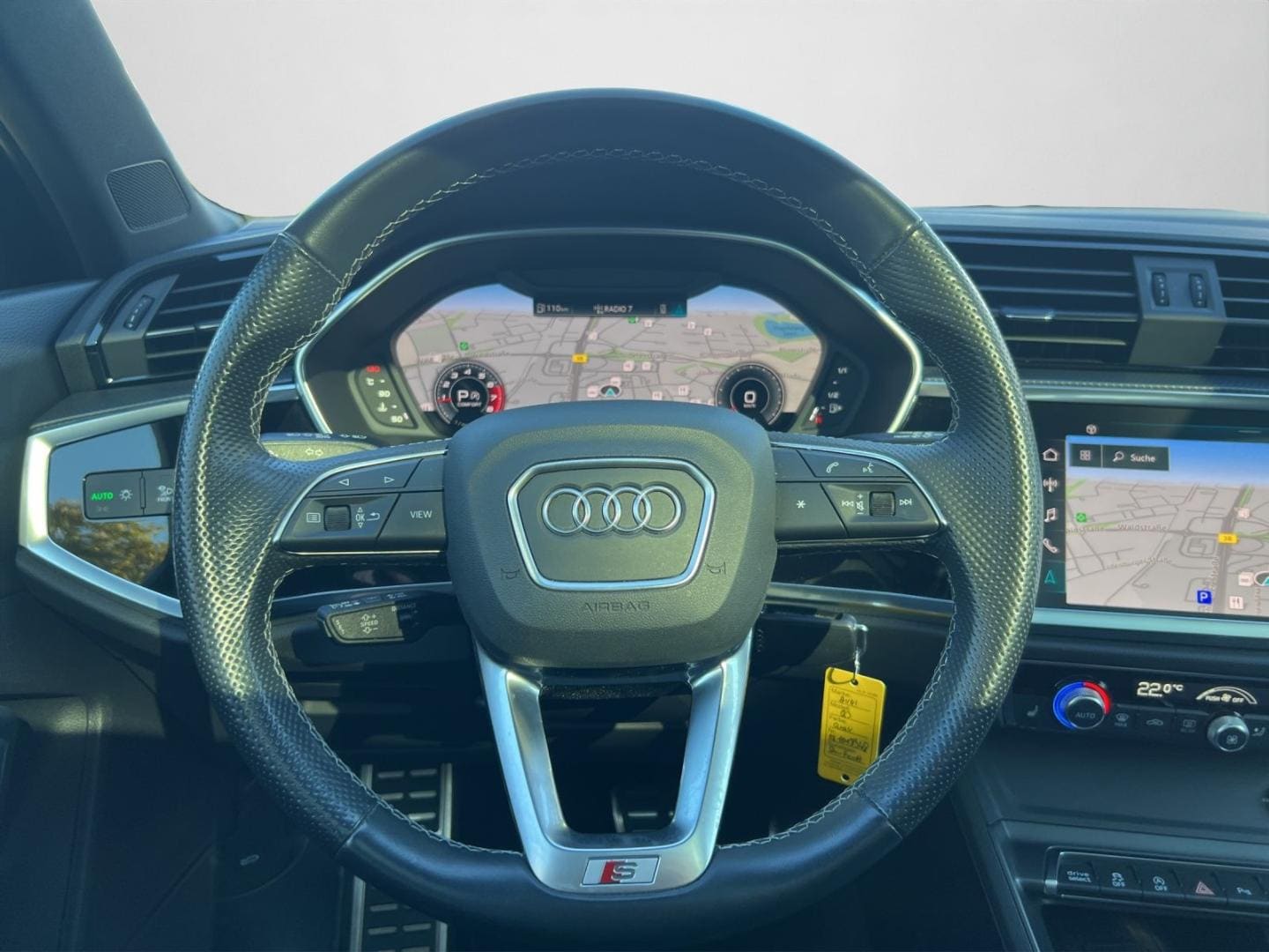 Bild über Audi Q3 Sportback S line 40 TFSI quattro S tronic - für weitere Informationen kontaktieren Sie den Audi Partner