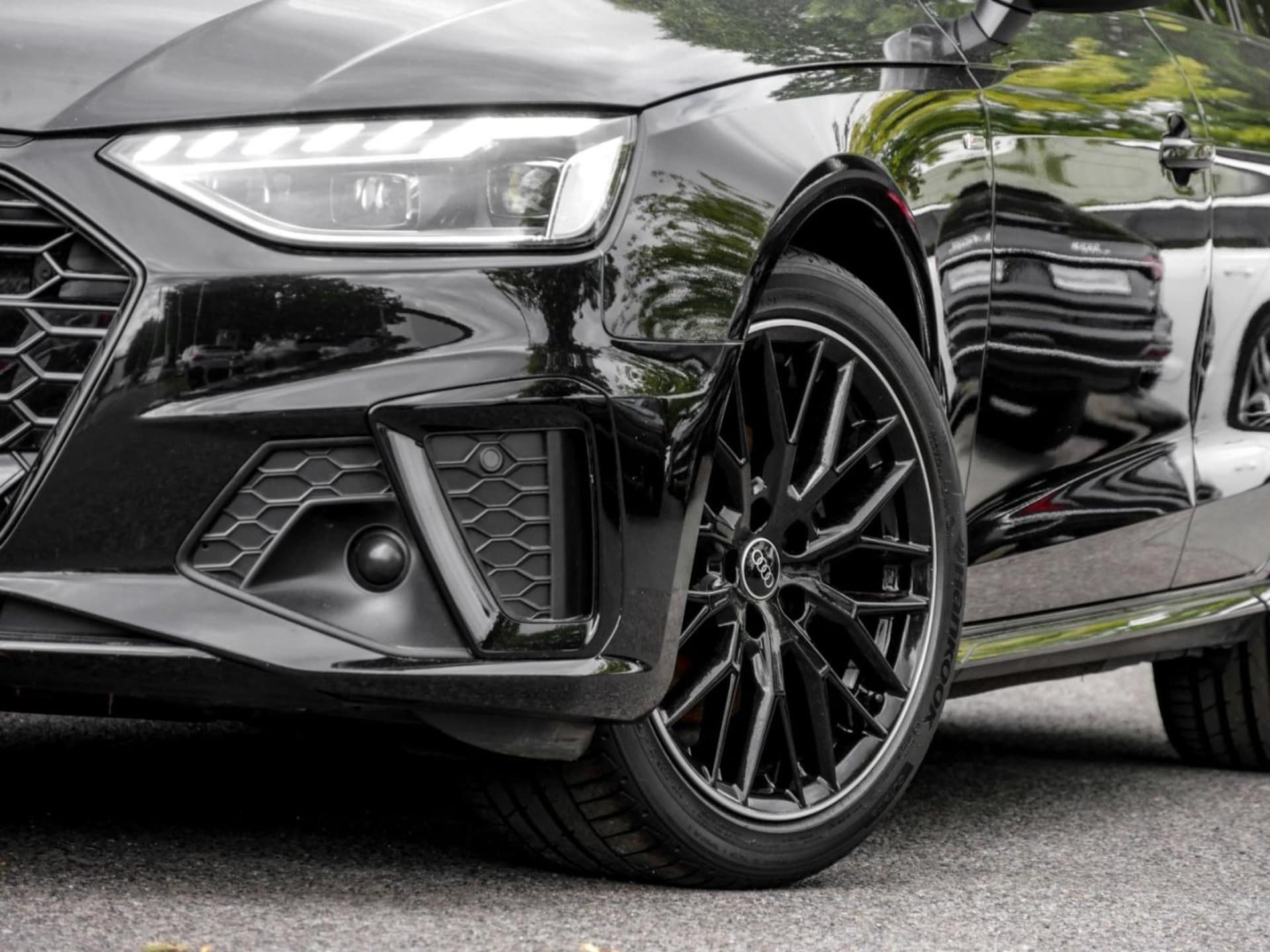 Audi A4 Avant S line