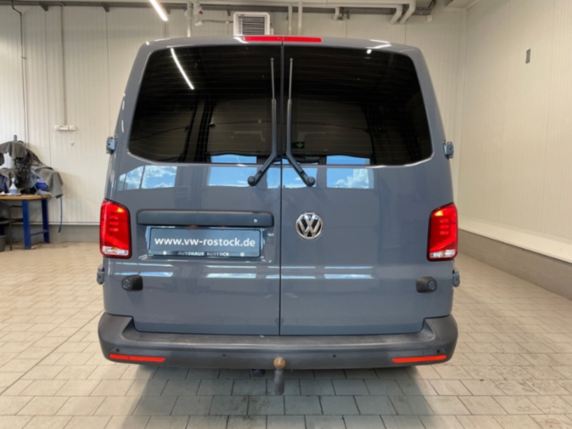 Volkswagen T6.1 Transporter Kombi langer Radstand