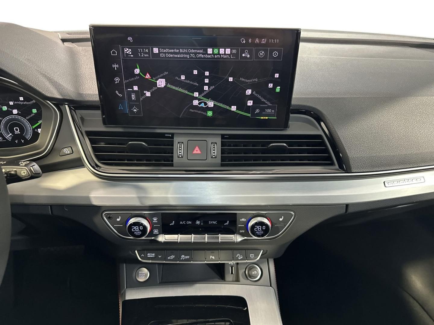 Bild über Audi Q5 Sportback TFSI e S line business 55 TFSI e quattro S tronic - für weitere Informationen kontaktieren Sie den Audi Partner