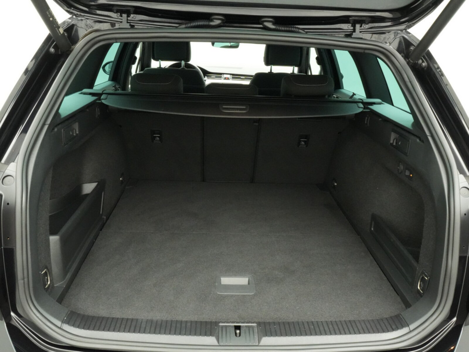 Volkswagen Passat Variant – Bild 20