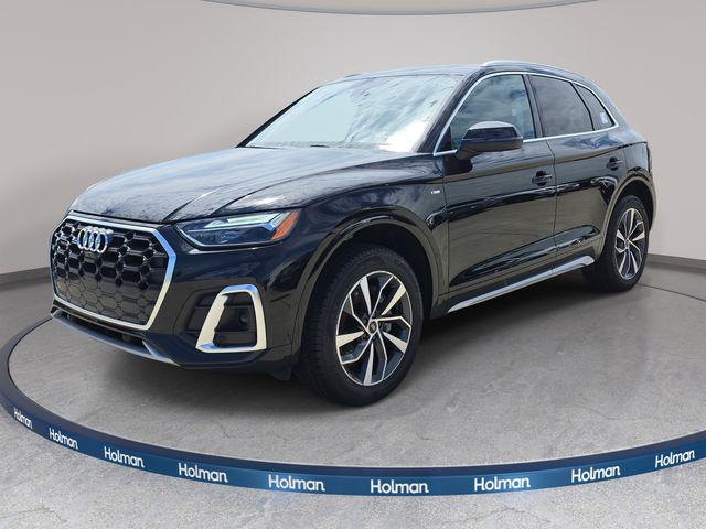 2023 Audi Q5 45 Premium Plus's photo