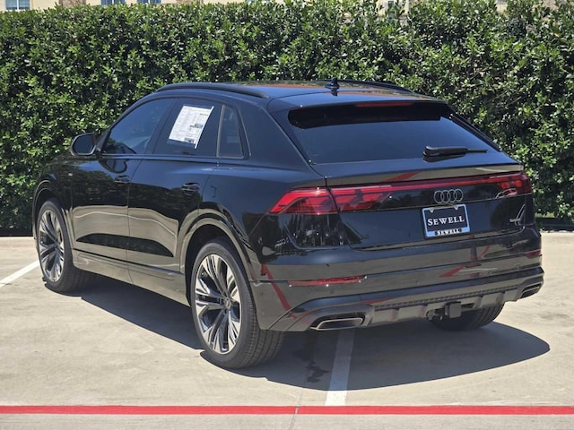 2026 Audi Q8