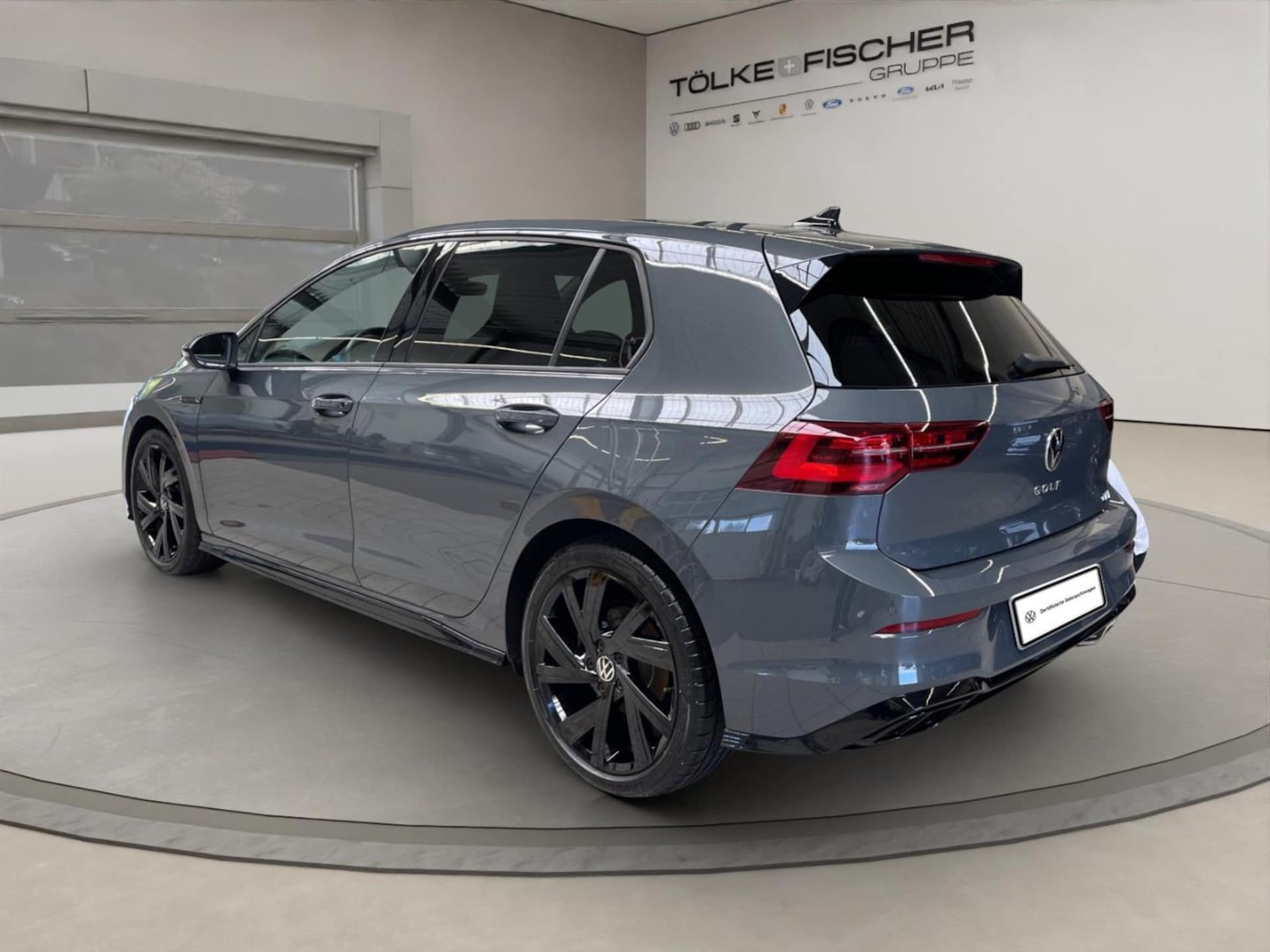 Volkswagen Golf R-Line