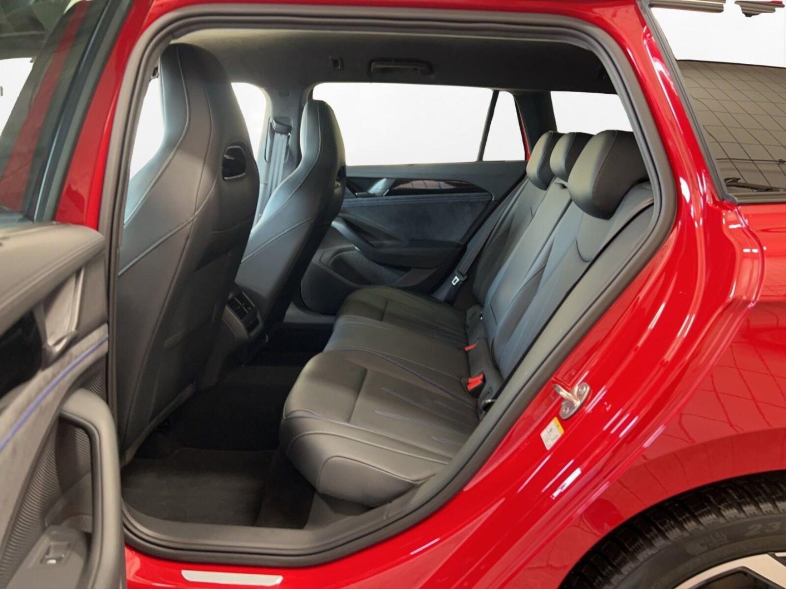 Volkswagen Passat – Bild 11